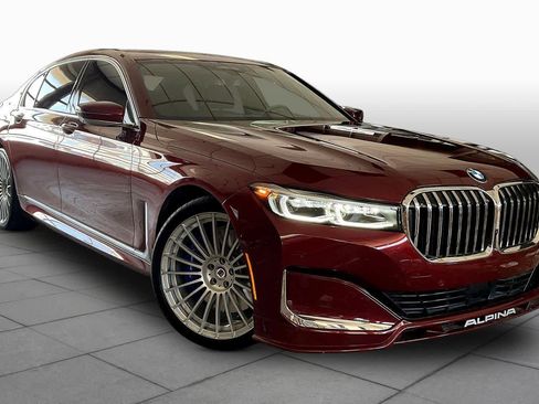 Used 2022 BMW ALPINA B7 xDrive w/ Luxury Rear Seating Package image 2