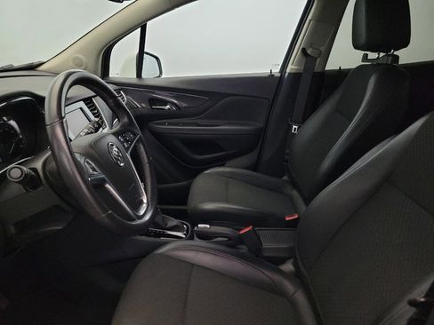 Used 2022 Buick Encore Preferred w/ Safety Package AWD/4WD image 17