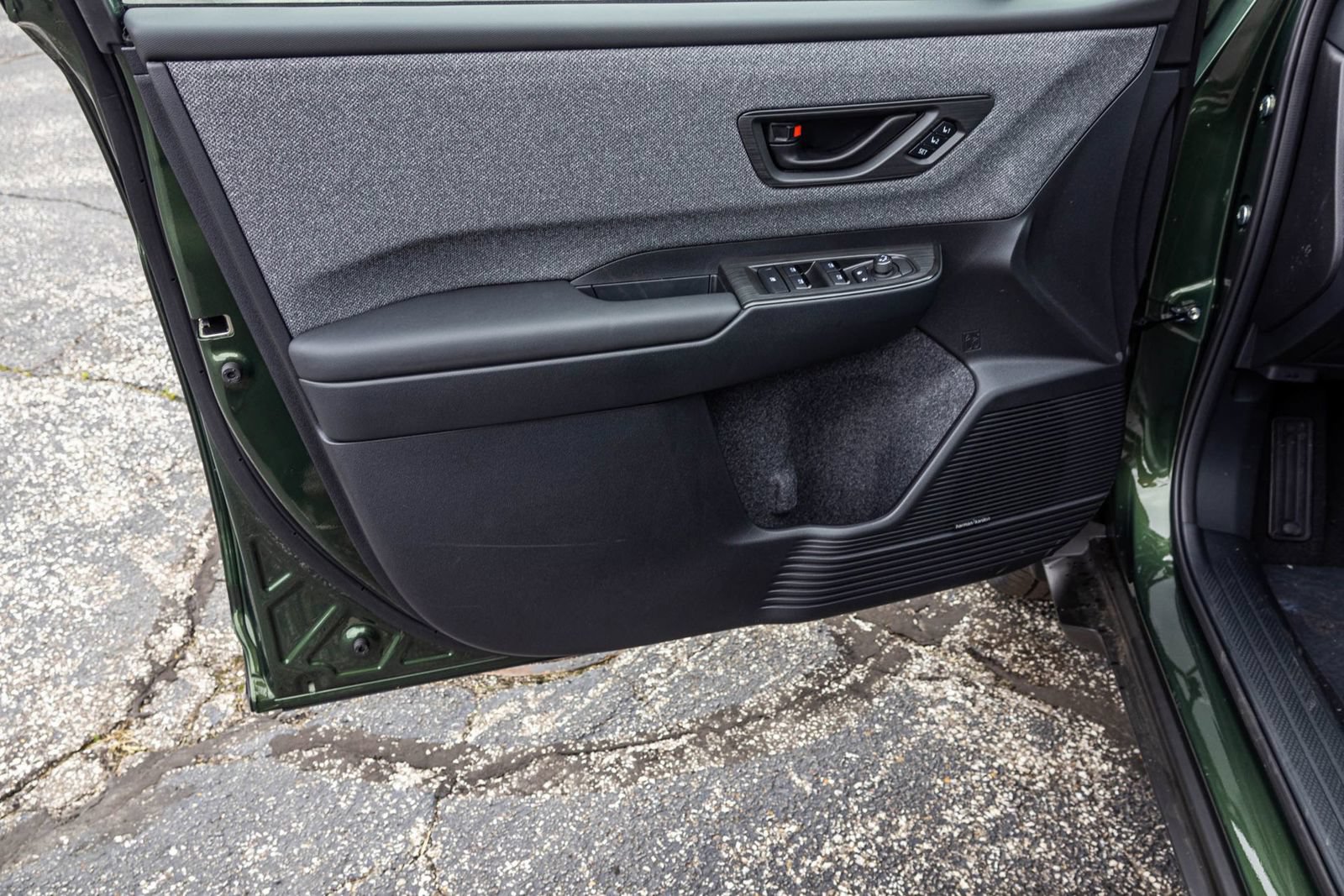 New 2026 Subaru Outback Limited AWD/4WD image 36