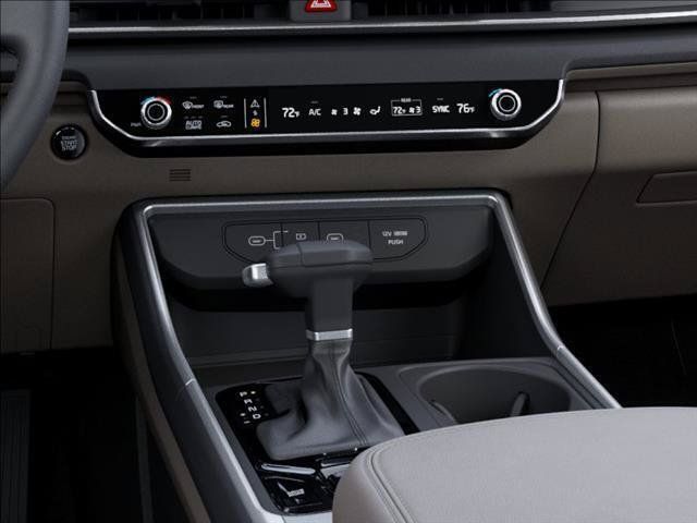Used 2026 Kia Carnival EX FWD image 23