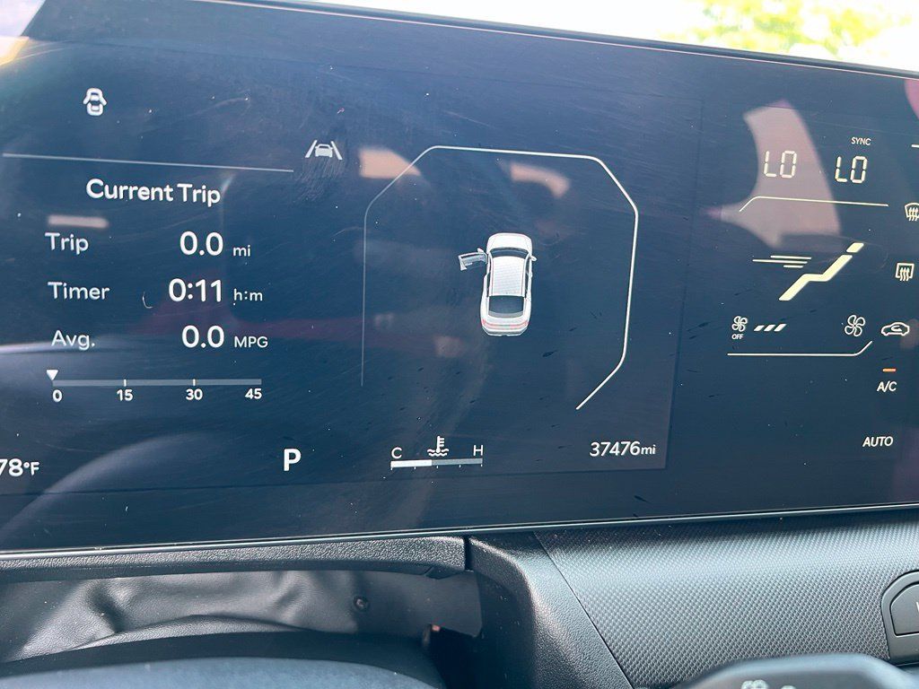 Used 2025 Kia K4 EX FWD image 41