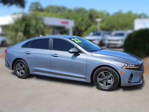 Certified 2022 Kia K5 LXS FWD image 4