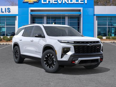 New 2026 Chevrolet Traverse Z71 w/ Enhanced Driving Package image 8