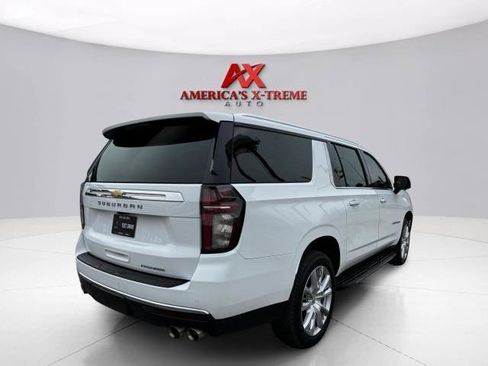 Used 2021 Chevrolet Suburban Premier w/ Premium Package RWD image 6