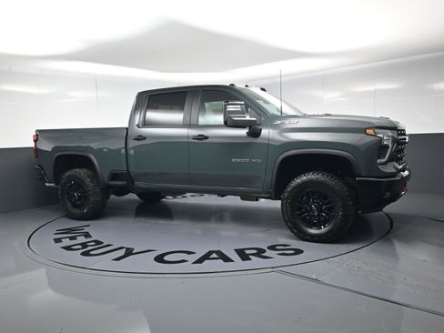 Certified 2026 Chevrolet Silverado 2500 ZR2 image 2