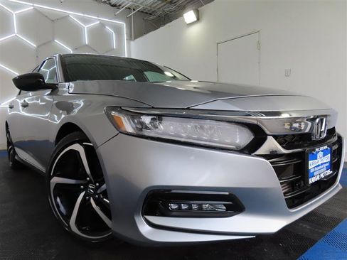 Used 2022 Honda Accord Sport image 4