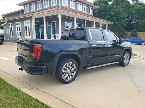 Used 2024 GMC Sierra 1500 Denali w/ Denali Reserve Package AWD/4WD image 10