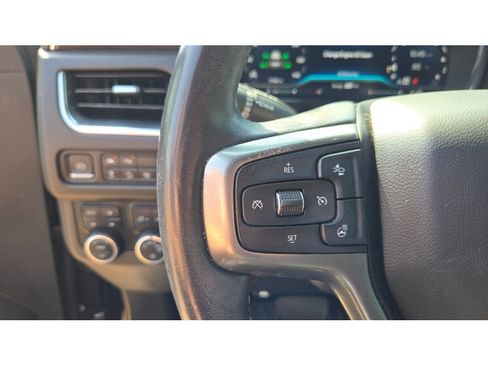 Used 2022 Chevrolet Tahoe Z71 w/ Z71 Off-Road Package AWD/4WD image 23