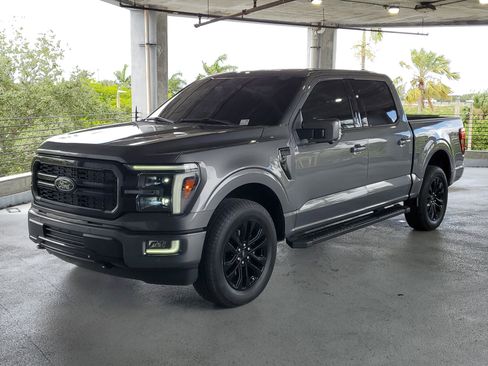 Used 2024 Ford F150 Lariat AWD/4WD image 4