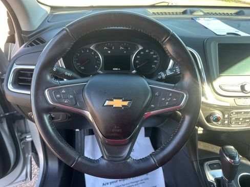 Used 2019 Chevrolet Equinox LT AWD/4WD image 13