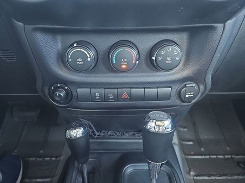 Used 2017 Jeep Wrangler Sport w/ Quick Order Package 24S image 24