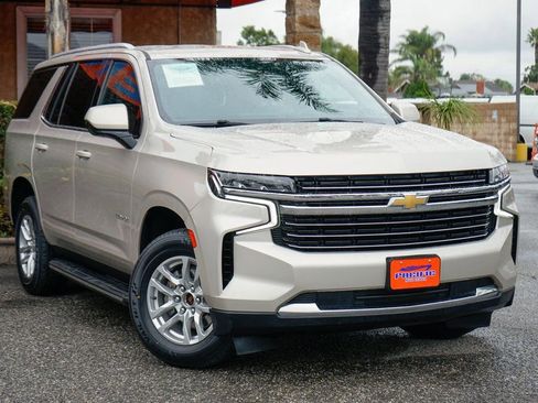 Used 2021 Chevrolet Tahoe LT AWD/4WD image 2
