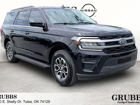 Used 2024 Ford Expedition XLT RWD image 1