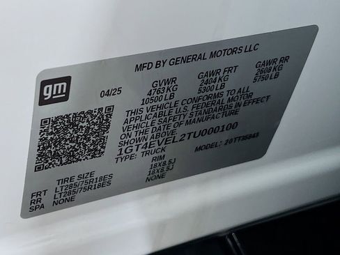 Used 2026 GMC Sierra EV AT4 AWD/4WD image 32