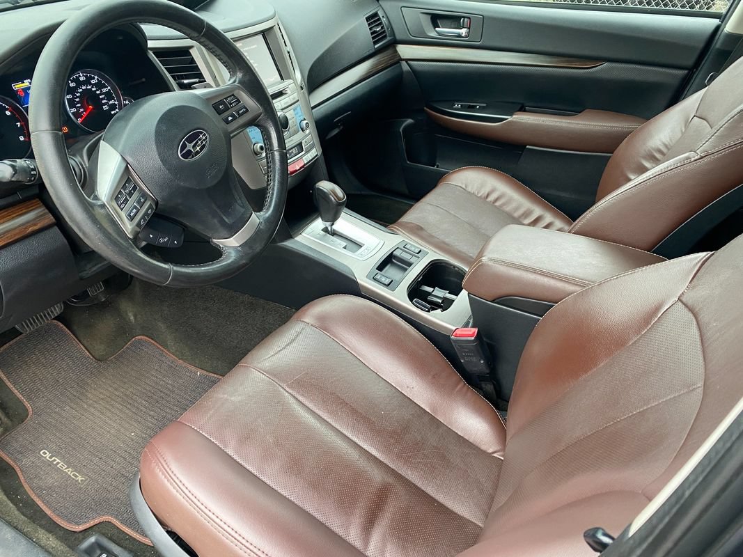 Used 2014 Subaru Outback 2.5i Limited AWD/4WD image 12