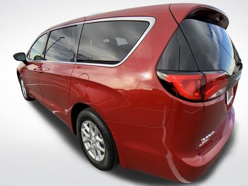 New 2026 Chrysler Voyager LX FWD image 3