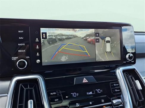 Used 2023 Kia Sorento SX image 19