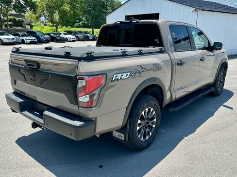 Used 2024 Nissan Titan PRO-4X w/ Pro-4x Convenience Package AWD/4WD image 5
