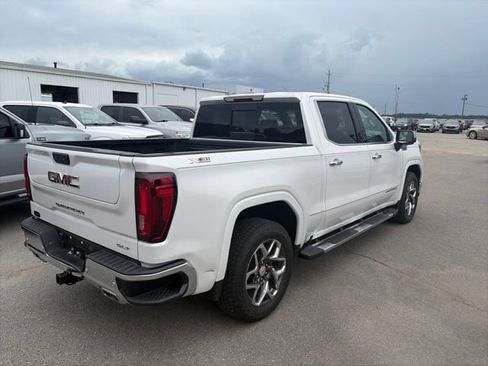 Used 2024 GMC Sierra 1500 SLT w/ SLT Premium Plus Package AWD/4WD image 6