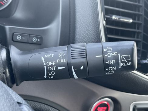 Used 2024 Honda Passport EX-L image 18