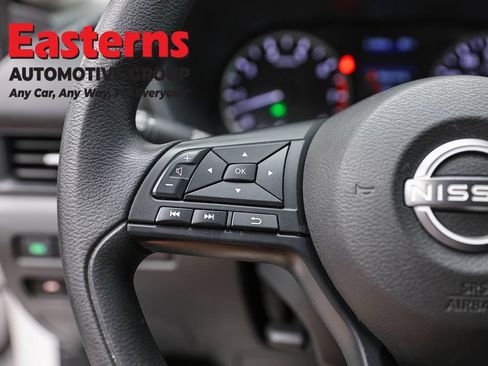 Used 2024 Nissan Sentra S FWD image 14