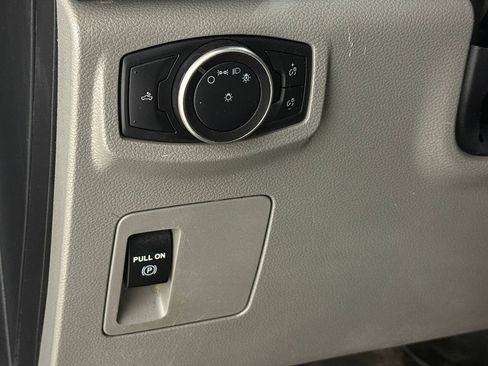 Used 2018 Ford F150 XL RWD image 41