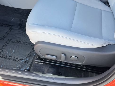 Certified 2025 Hyundai Kona SEL image 17