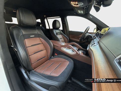Used 2024 Mercedes-Benz GLS 63 AMG 4MATIC image 13