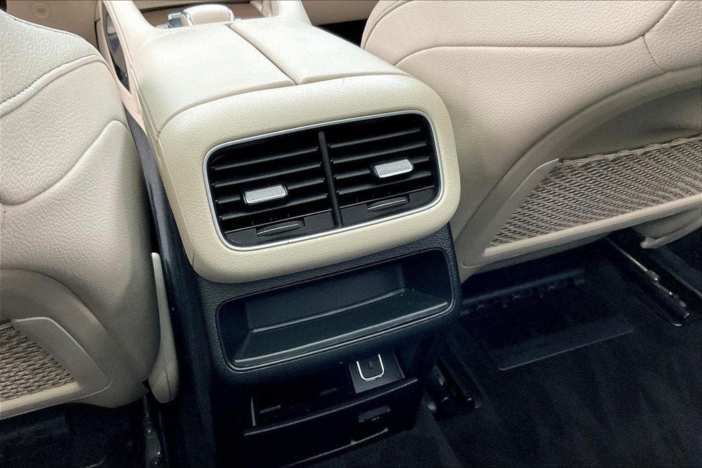Used 2022 Mercedes-Benz GLE 350 4MATIC w/ Premium Package image 10