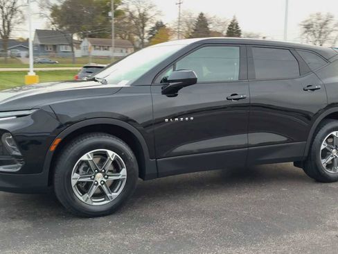 Certified 2023 Chevrolet Blazer LT w/ Driver Confidence Package image 6
