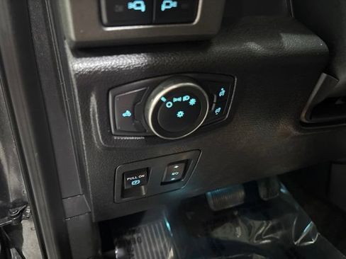 Used 2020 Ford F150 Raptor w/ Equipment Group 802A Luxury AWD/4WD image 16