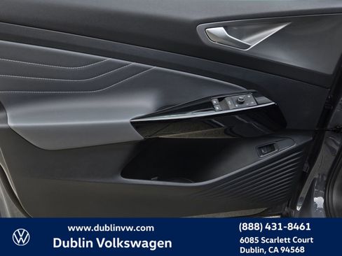 Certified 2023 Volkswagen ID.4 Pro S image 10