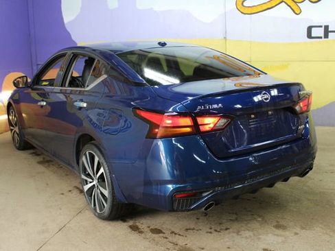 Used 2022 Nissan Altima 2.5 Platinum AWD/4WD image 6
