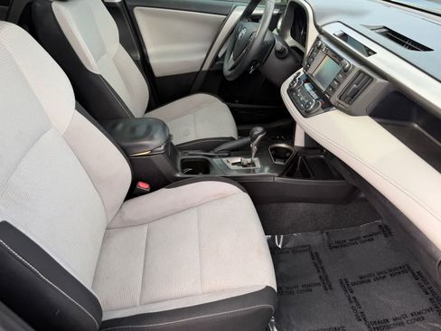 Used 2018 Toyota RAV4 Adventure w/ Cold Weather Package AWD/4WD image 10