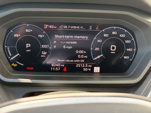 Used 2025 Audi Q4 e-tron Premium w/ Convenience Package image 17