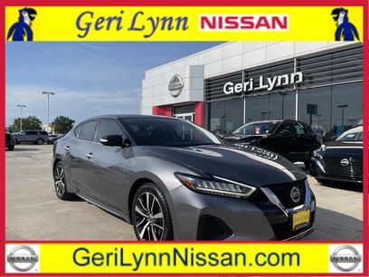 Certified 2022 Nissan Maxima SV w/ Floor Mat Group