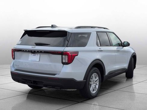 New 2026 Ford Explorer Active image 14