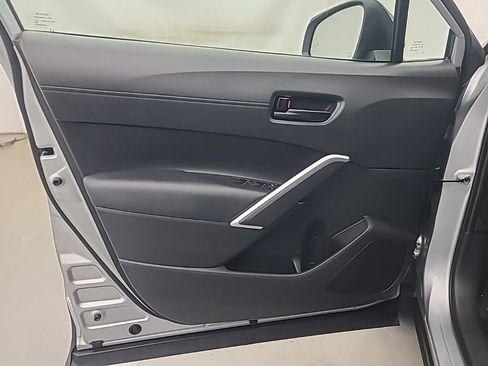 Used 2026 Toyota Corolla Cross LE FWD image 23