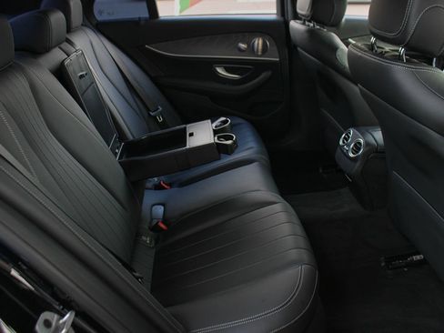 Used 2022 Mercedes-Benz E 350 Sedan w/ AMG Line Exterior image 24