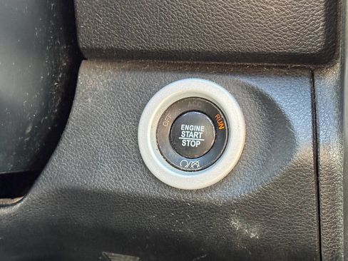 Used 2018 RAM 1500 Sport w/ Hydro Blue Sport Package image 31