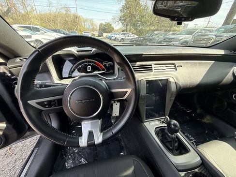 Used 2010 Chevrolet Camaro SS w/ RS Package RWD image 18