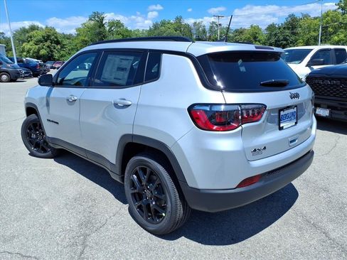 New 2026 Jeep Compass Latitude AWD/4WD image 6