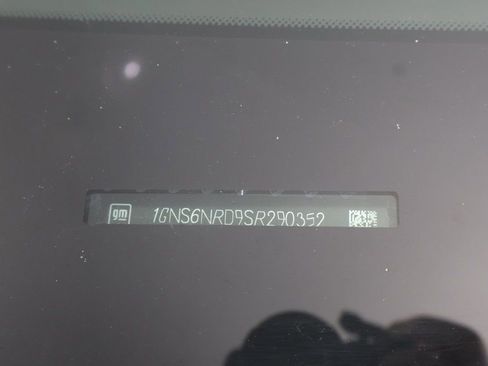 Used 2025 Chevrolet Tahoe LT image 53