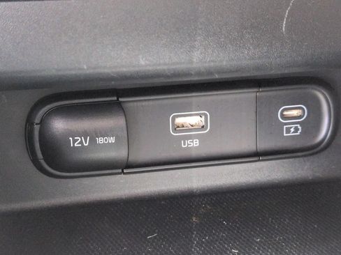 Certified 2024 Kia Seltos EX FWD image 27