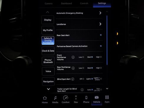 Used 2024 RAM 2500 Limited image 31