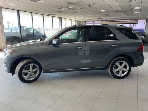 Used 2017 Mercedes-Benz GLE 350 4MATIC image 4