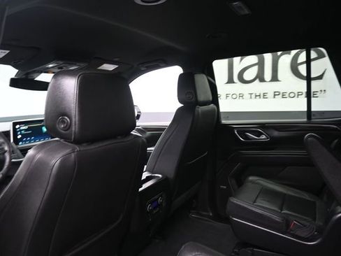 Used 2022 Chevrolet Tahoe LT w/ Luxury Package image 25