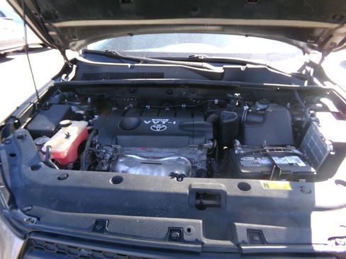 Used 2010 Toyota RAV4 4WD image 4