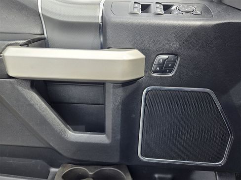 Used 2016 Ford F150 Lariat w/ Equipment Group 502A Luxury image 21