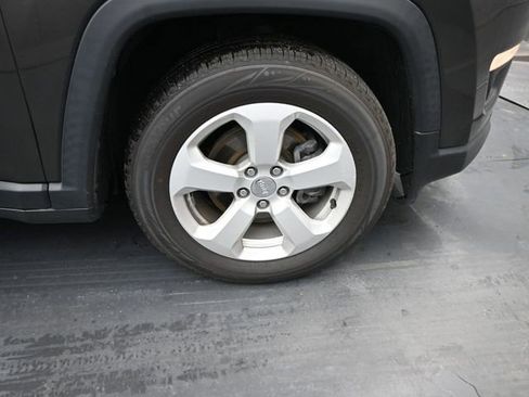 Used 2021 Jeep Compass Latitude w/ Convenience Group FWD image 41